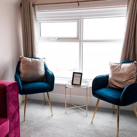 Charles Alexander Short Stay - Highcliffe Apartments Cleveleys Eksteriør bilde