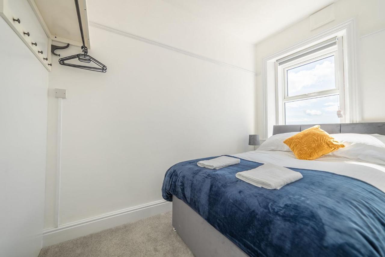 Charles Alexander Short Stay - Highcliffe Apartments Cleveleys Eksteriør bilde