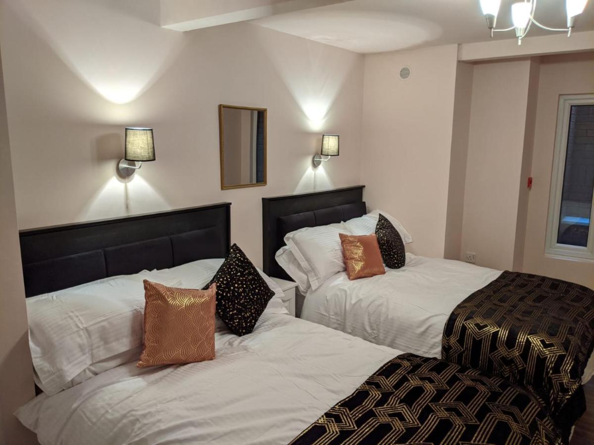 Charles Alexander Short Stay - Highcliffe Apartments Cleveleys Eksteriør bilde