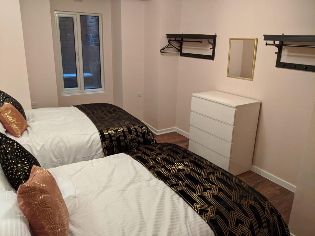 Charles Alexander Short Stay - Highcliffe Apartments Cleveleys Eksteriør bilde