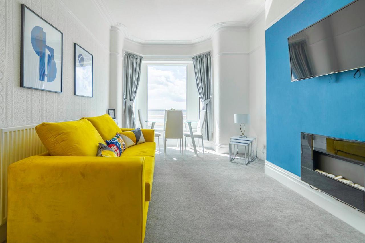 Charles Alexander Short Stay - Highcliffe Apartments Cleveleys Eksteriør bilde