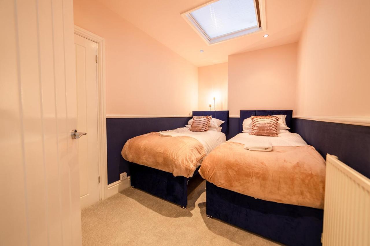 Charles Alexander Short Stay - Highcliffe Apartments Cleveleys Eksteriør bilde