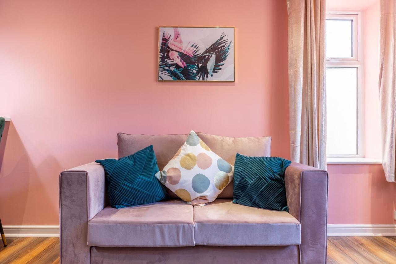 Charles Alexander Short Stay - Highcliffe Apartments Cleveleys Eksteriør bilde