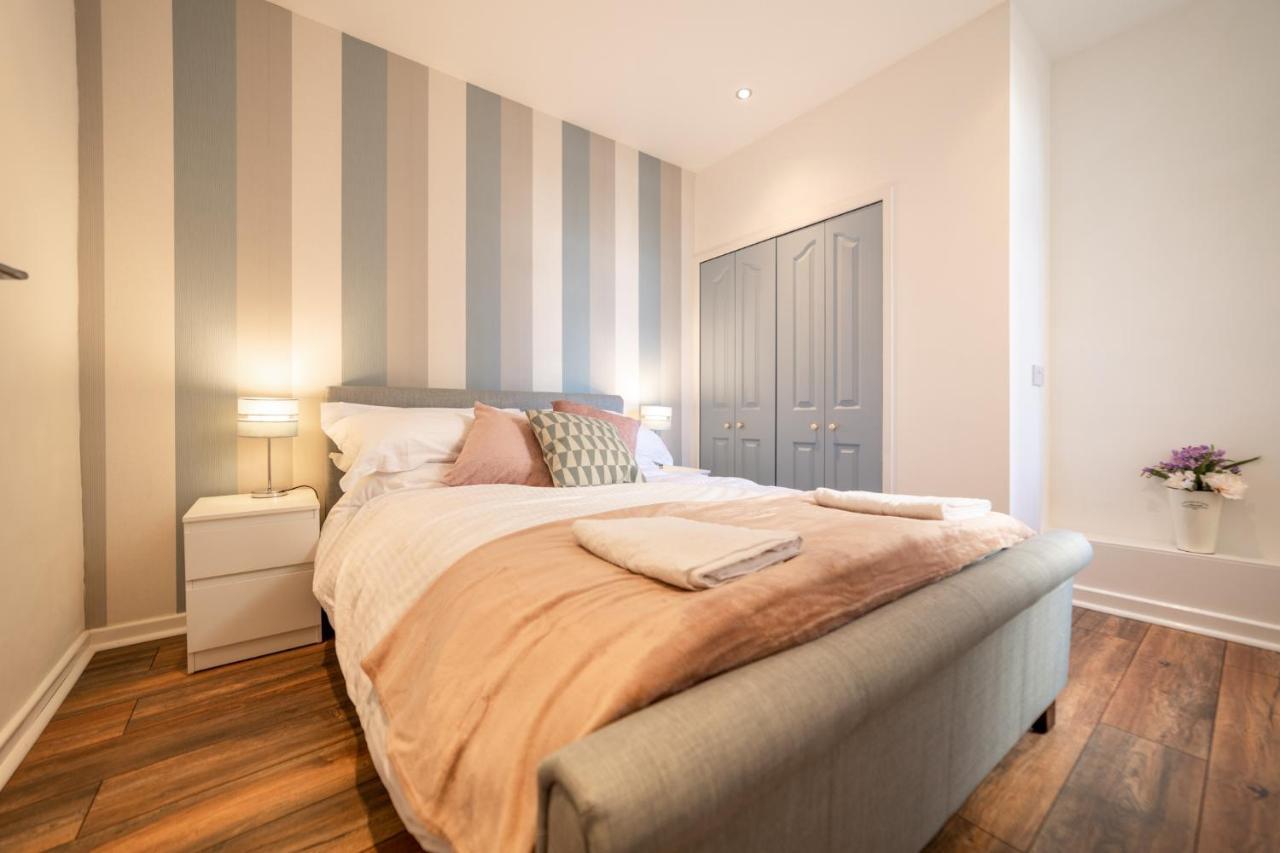 Charles Alexander Short Stay - Highcliffe Apartments Cleveleys Eksteriør bilde