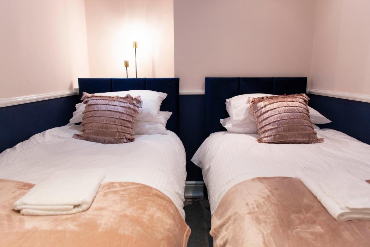 Charles Alexander Short Stay - Highcliffe Apartments Cleveleys Eksteriør bilde