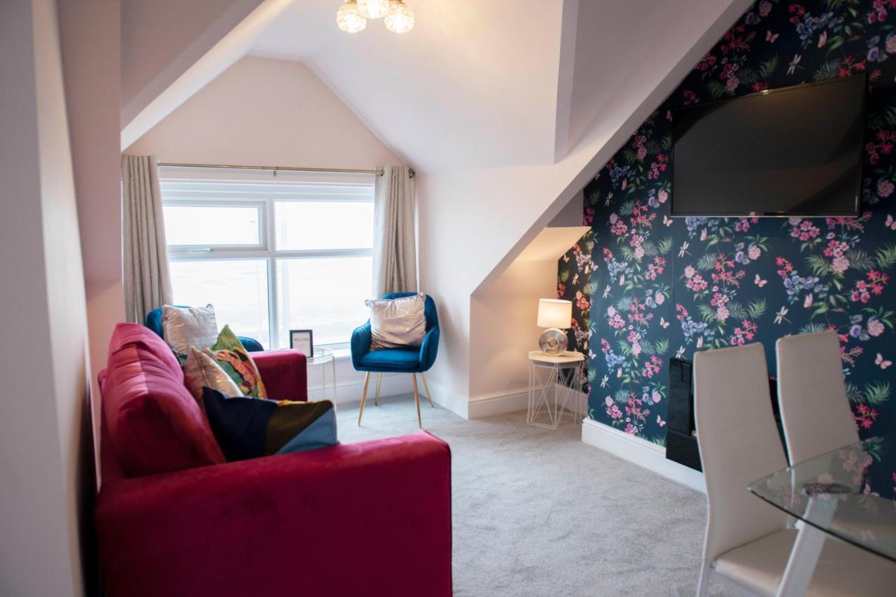 Charles Alexander Short Stay - Highcliffe Apartments Cleveleys Eksteriør bilde