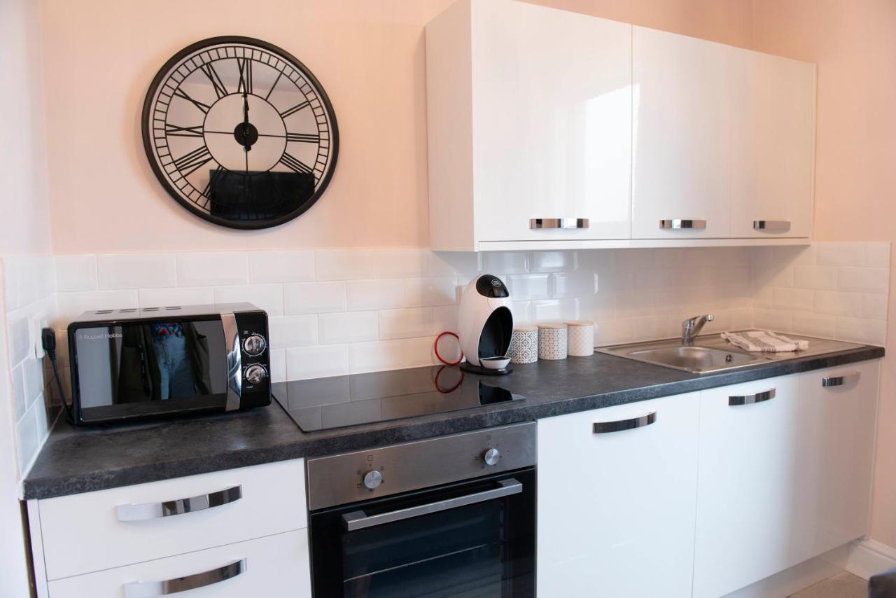 Charles Alexander Short Stay - Highcliffe Apartments Cleveleys Eksteriør bilde