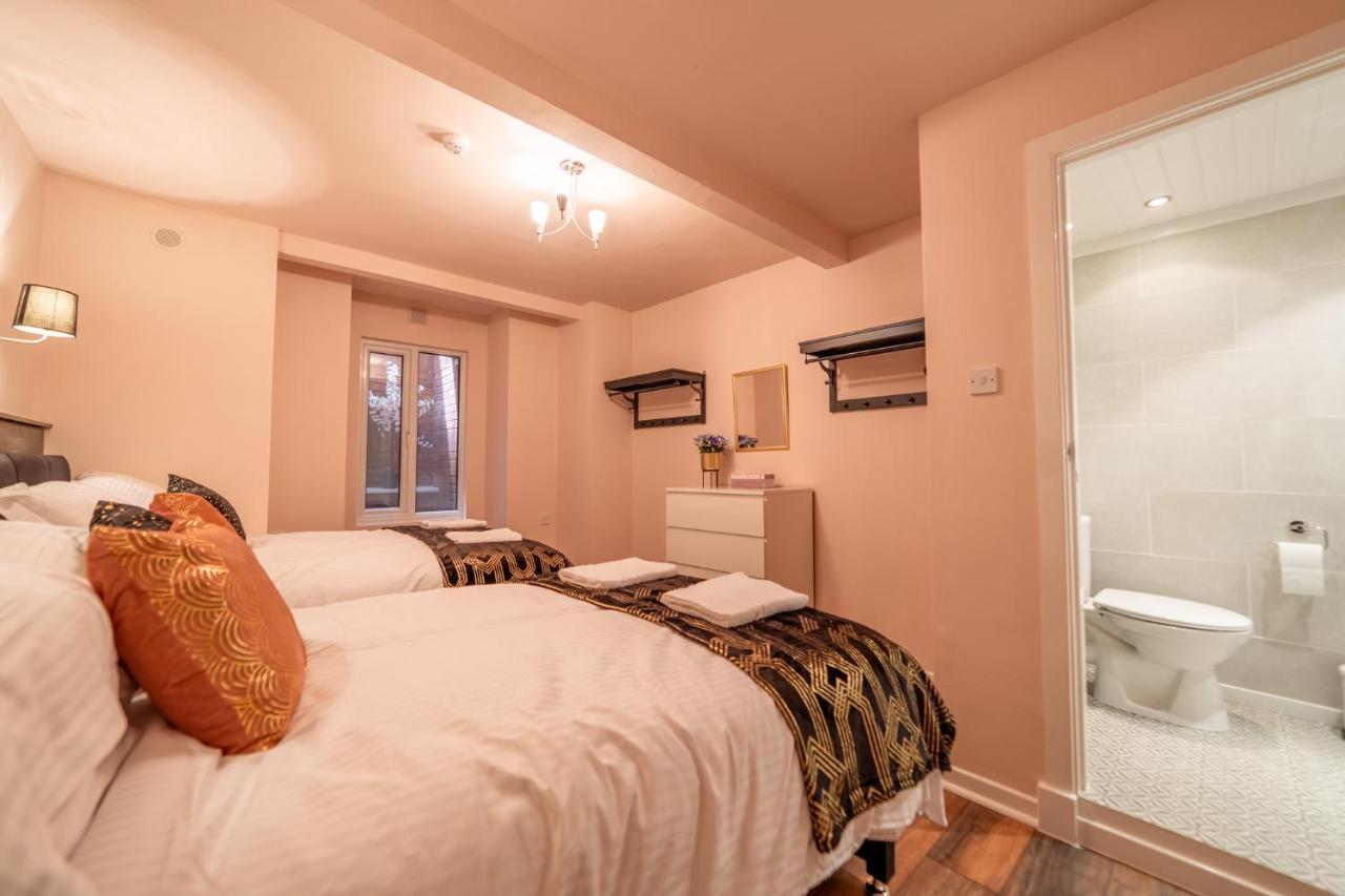 Charles Alexander Short Stay - Highcliffe Apartments Cleveleys Eksteriør bilde