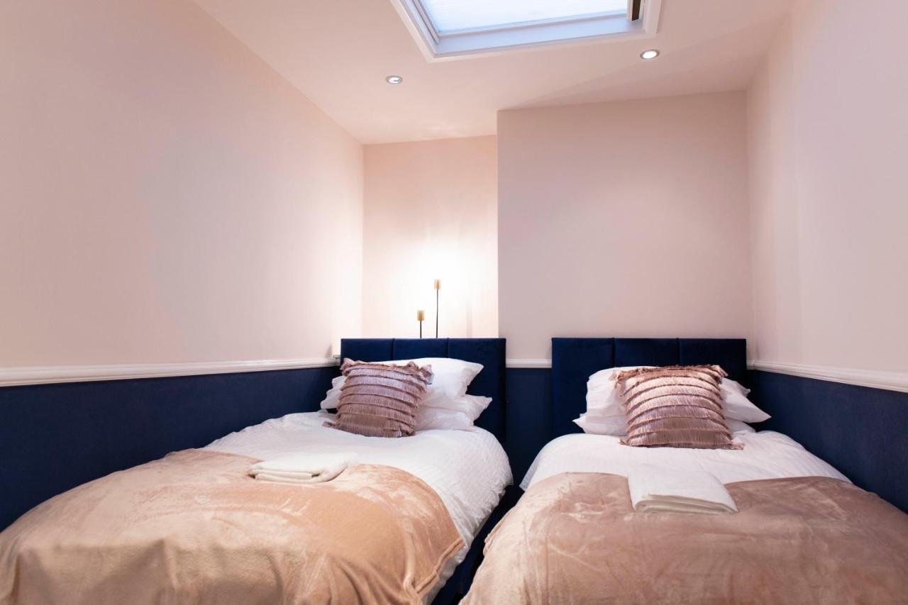 Charles Alexander Short Stay - Highcliffe Apartments Cleveleys Eksteriør bilde